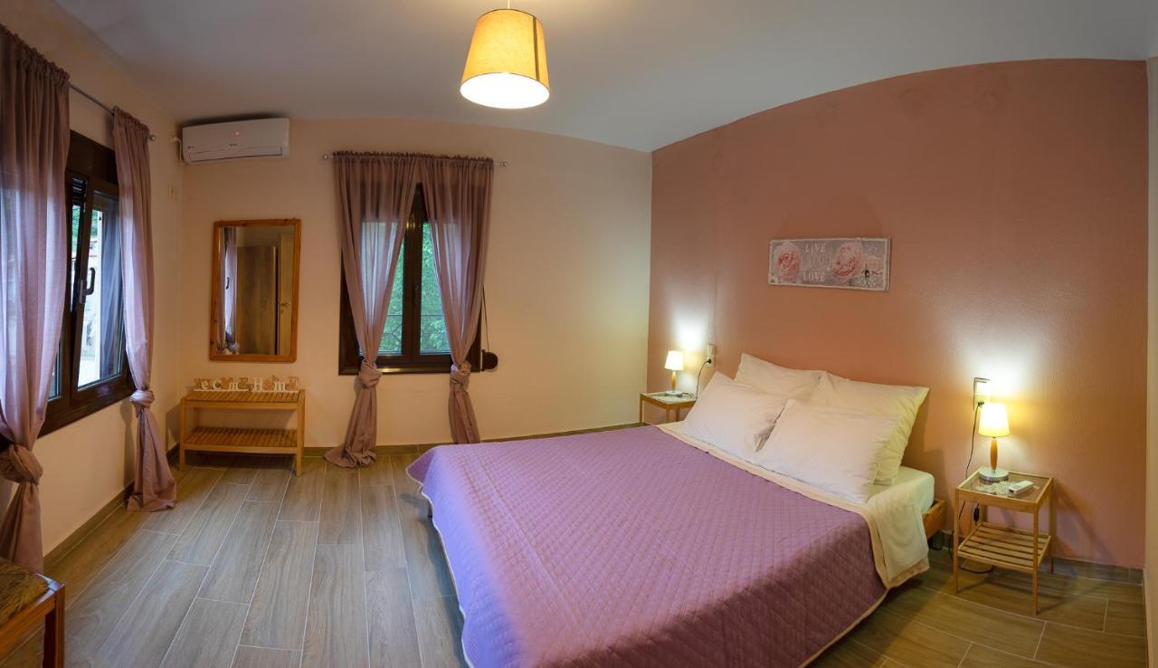 The House Under The Rocks Of Meteora 1 Apartment Kalambaka