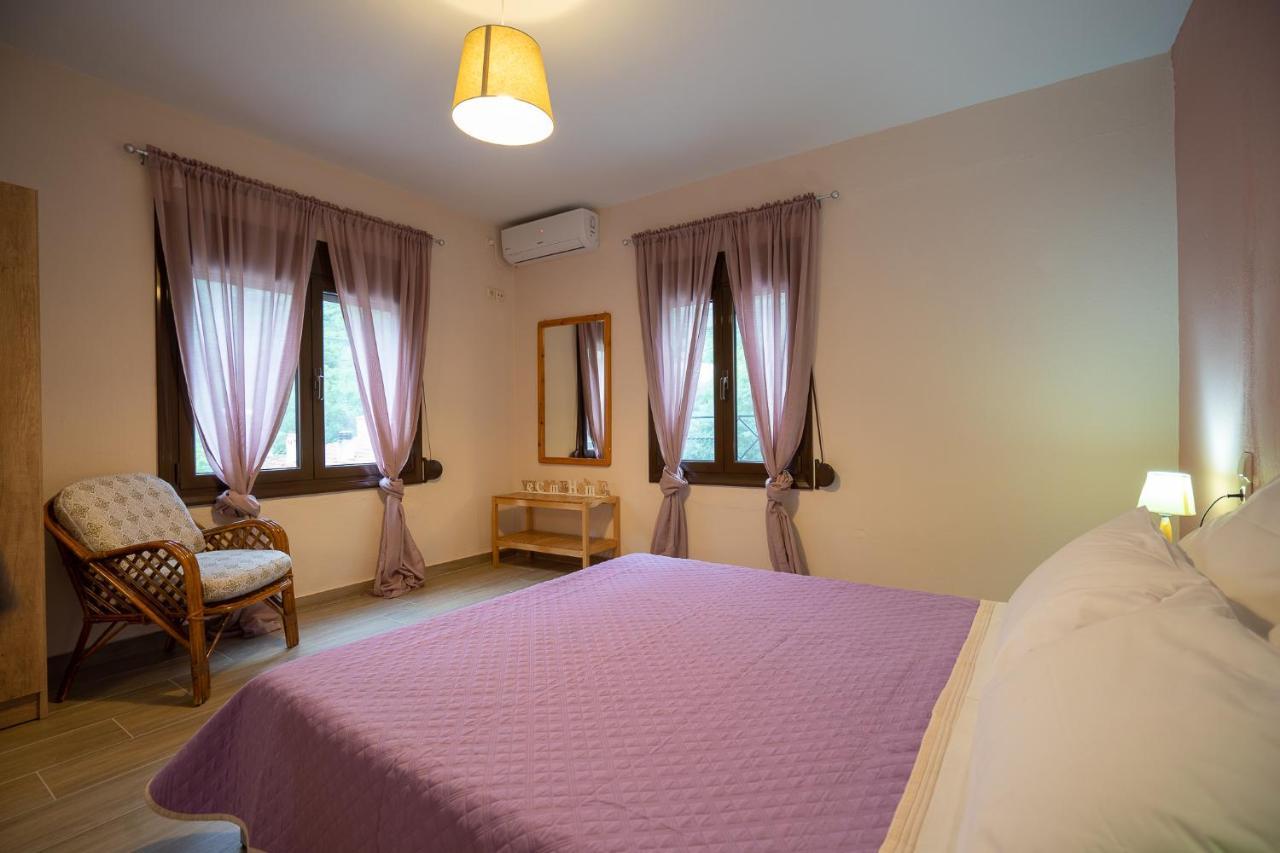 The House Under The Rocks Of Meteora 1 Apartment Kalambaka